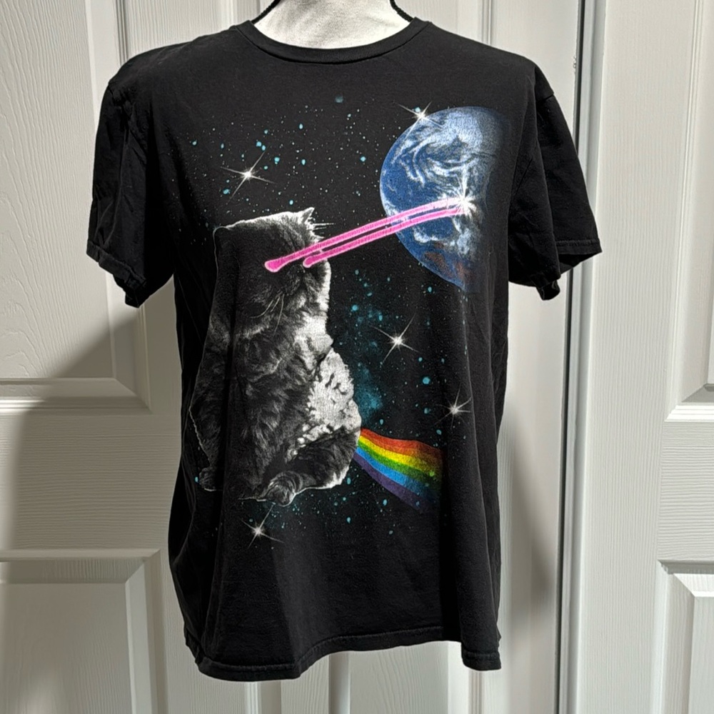 Walnut & 39th Galaxy Cat Rainbow Laser Eyes Graphic Tee